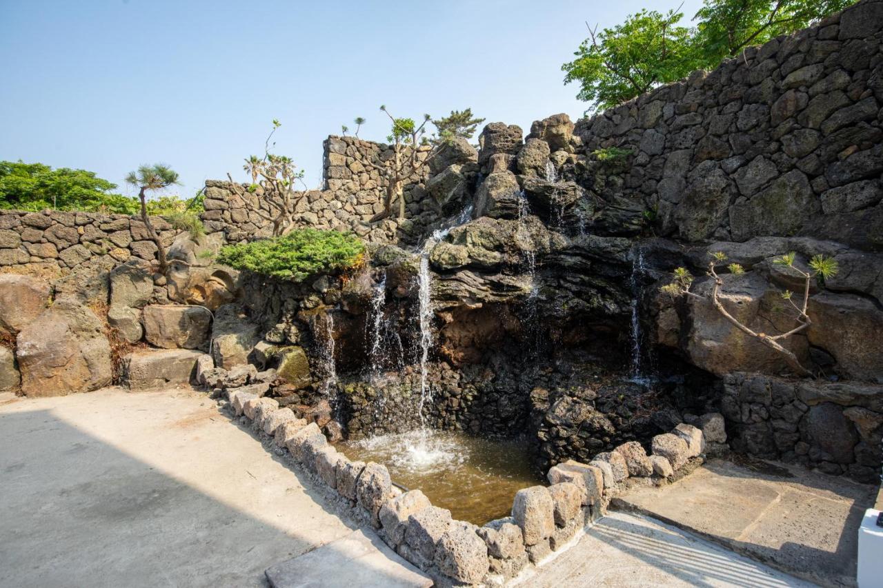 Aewol Oceanstay Jeju Exterior photo